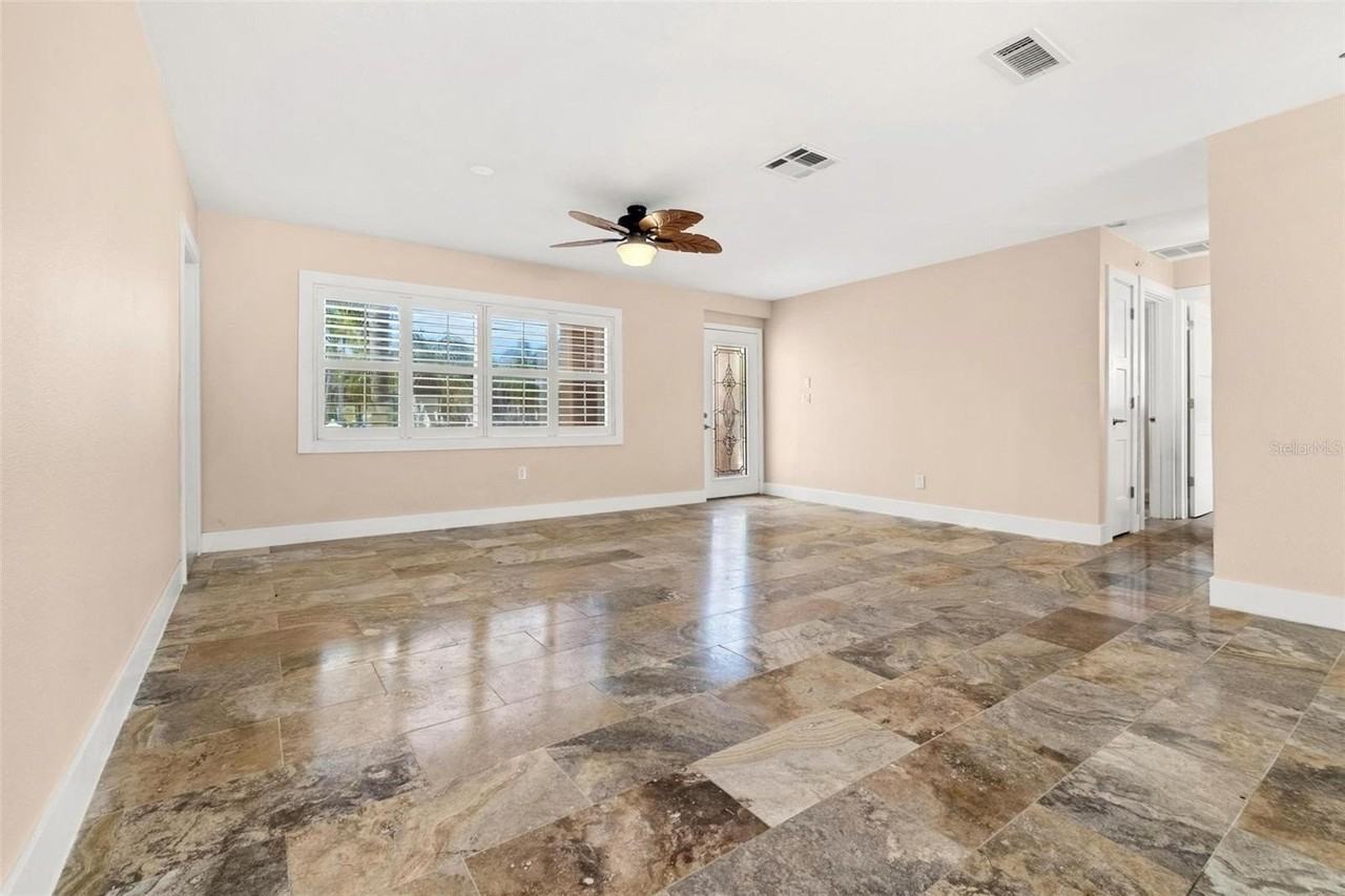 325 W Martin Luther King Jr Dr - Photo 7 of 50