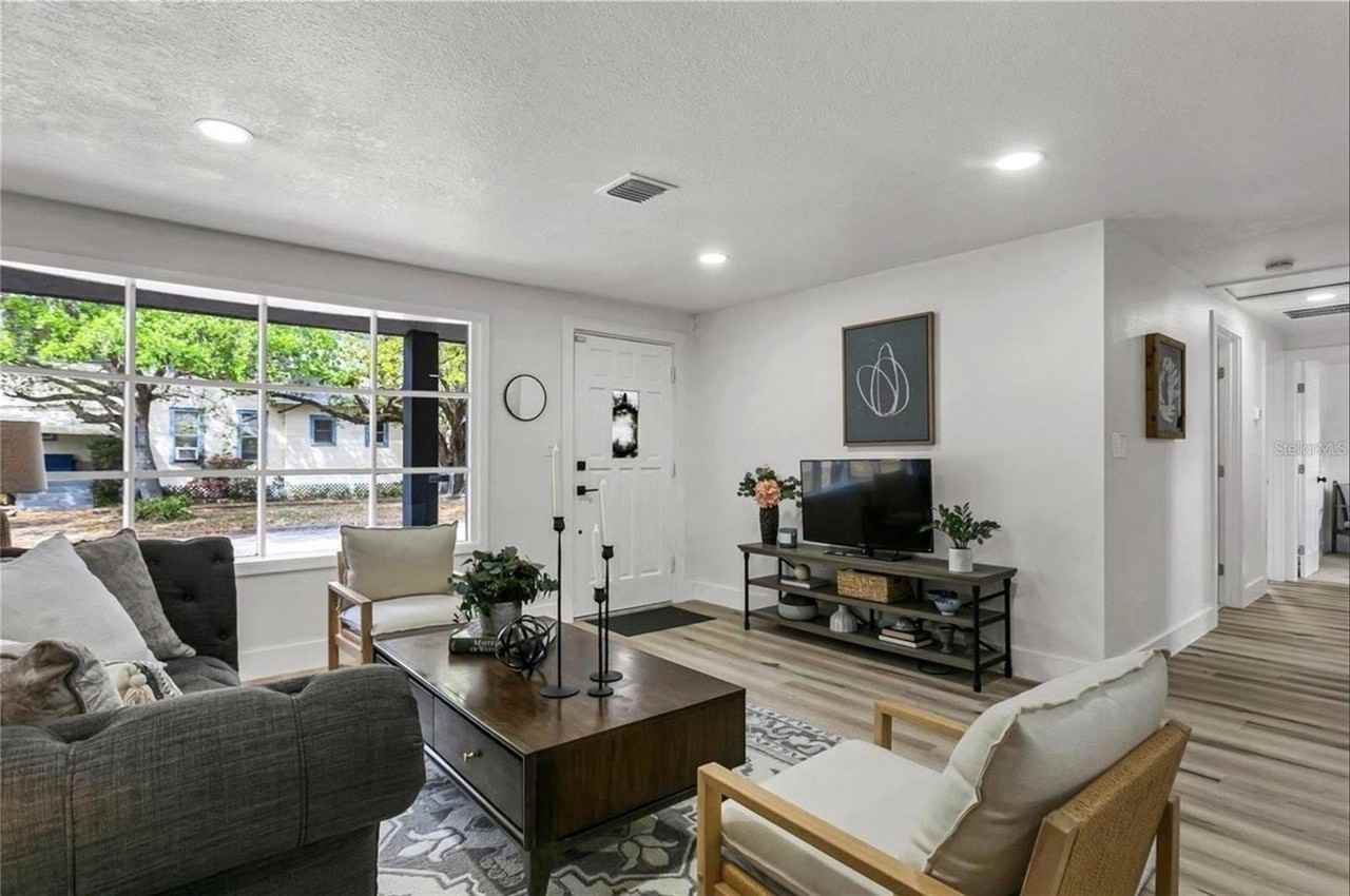 301 N Fremont Ave - Photo 2 of 21