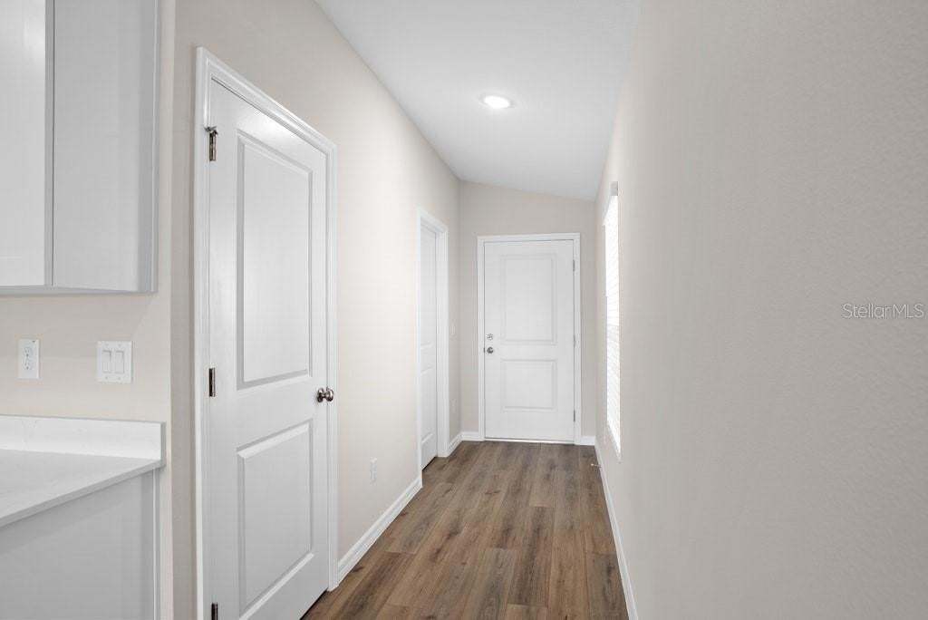 36920 Sagemoor Dr - Photo 5 of 33