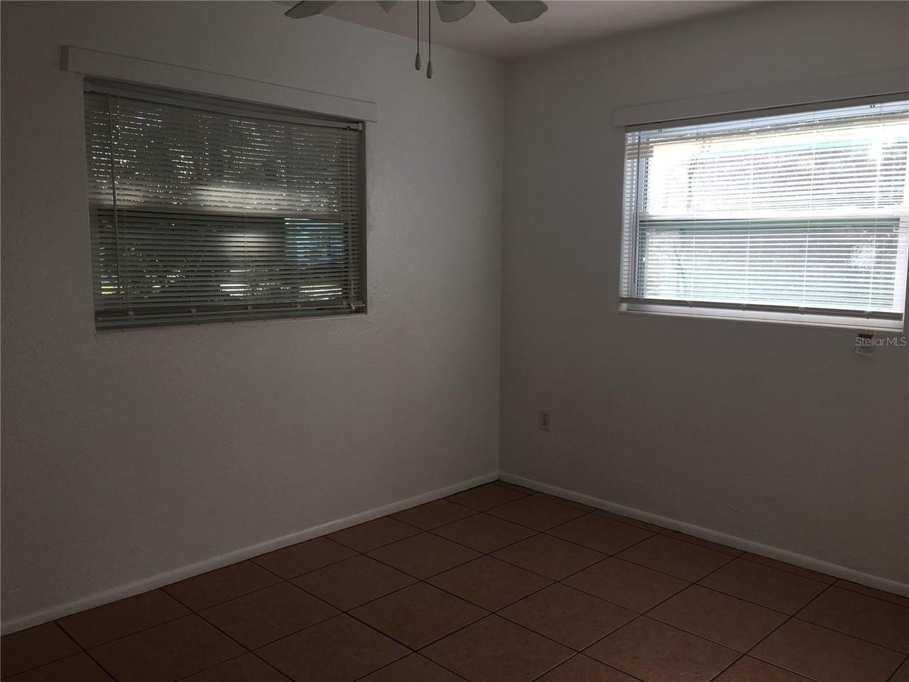 815 Margo St - Photo 6 of 8