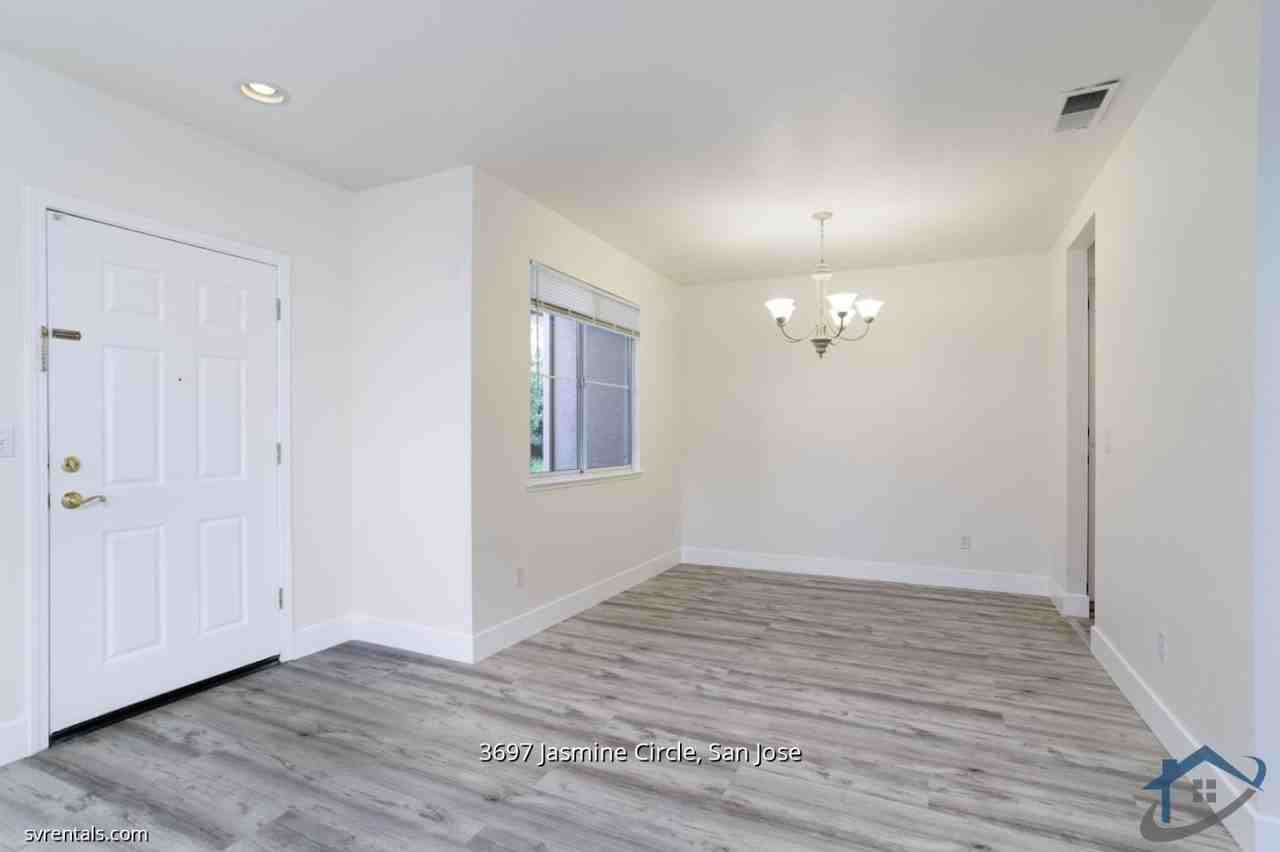 3697 Jasmine Cir - Photo 7 of 32