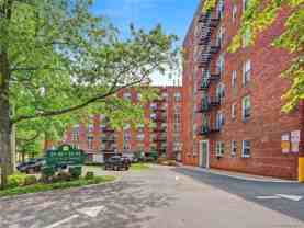 5440 Little Neck Pkwy Apt 1a #1A - Photo 1 of 1