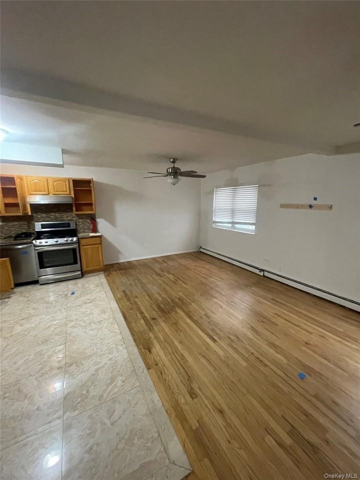 14449 176th St - Photo 3 of 7