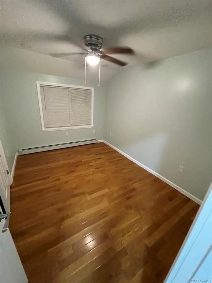 22703 145th Ave - Photo 5 of 7