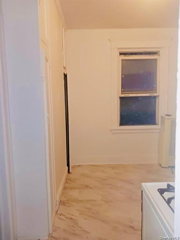 640 S 6th Ave - Photo 6 of 11