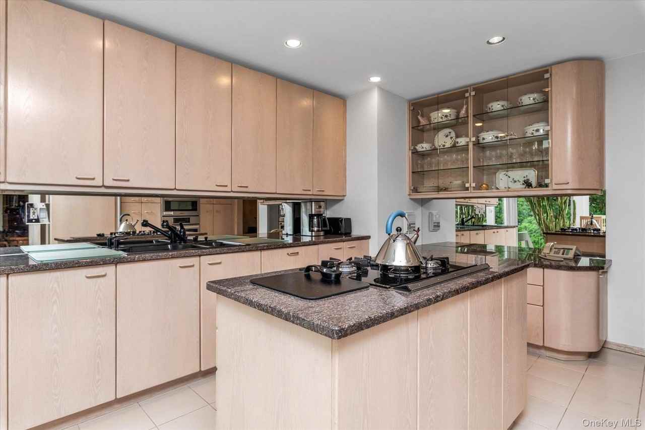 19 Flamingo Rd - Photo 4 of 25