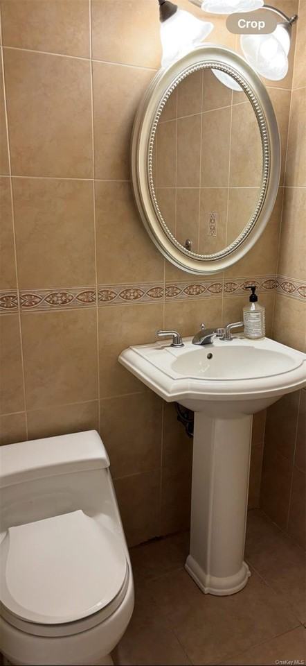 220 Outlook Ave Unit 1 #1 - Photo 3 of 13