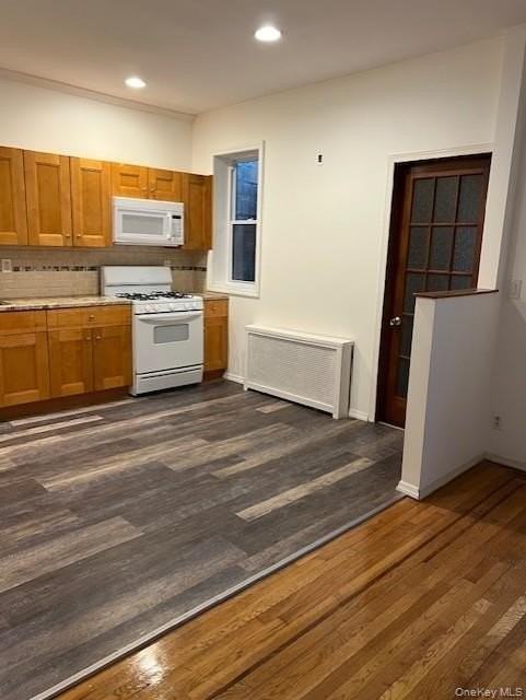 3603 28th Ave Unit 2r #2R - Photo 3 of 15