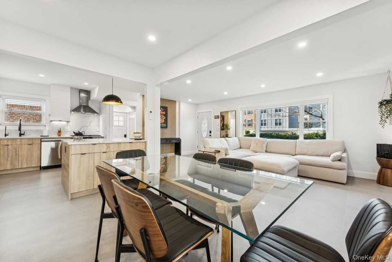 139 Gibson Blvd - Photo 7 of 29