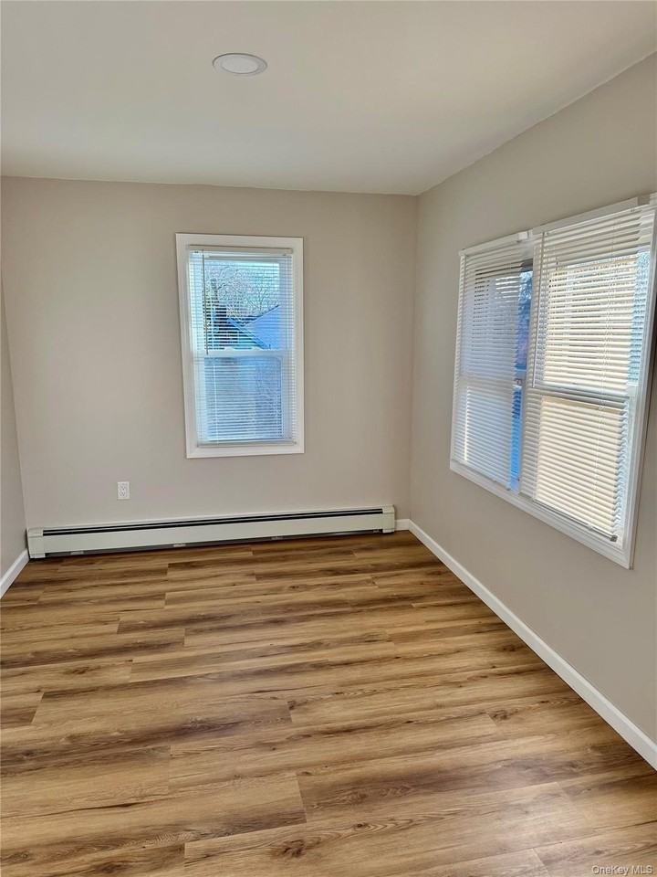 28B Knapp Rd - Photo 6 of 7