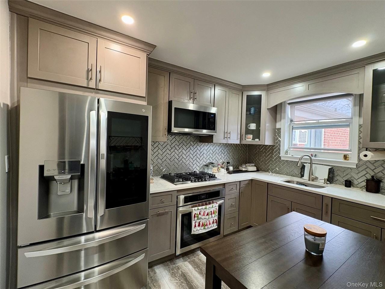 26448 Langston Ave 2nd Fl #2ndFL - Photo 3 of 16