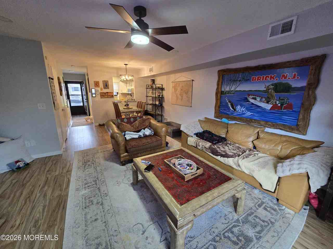 51 Queens Way - Photo 3 of 10