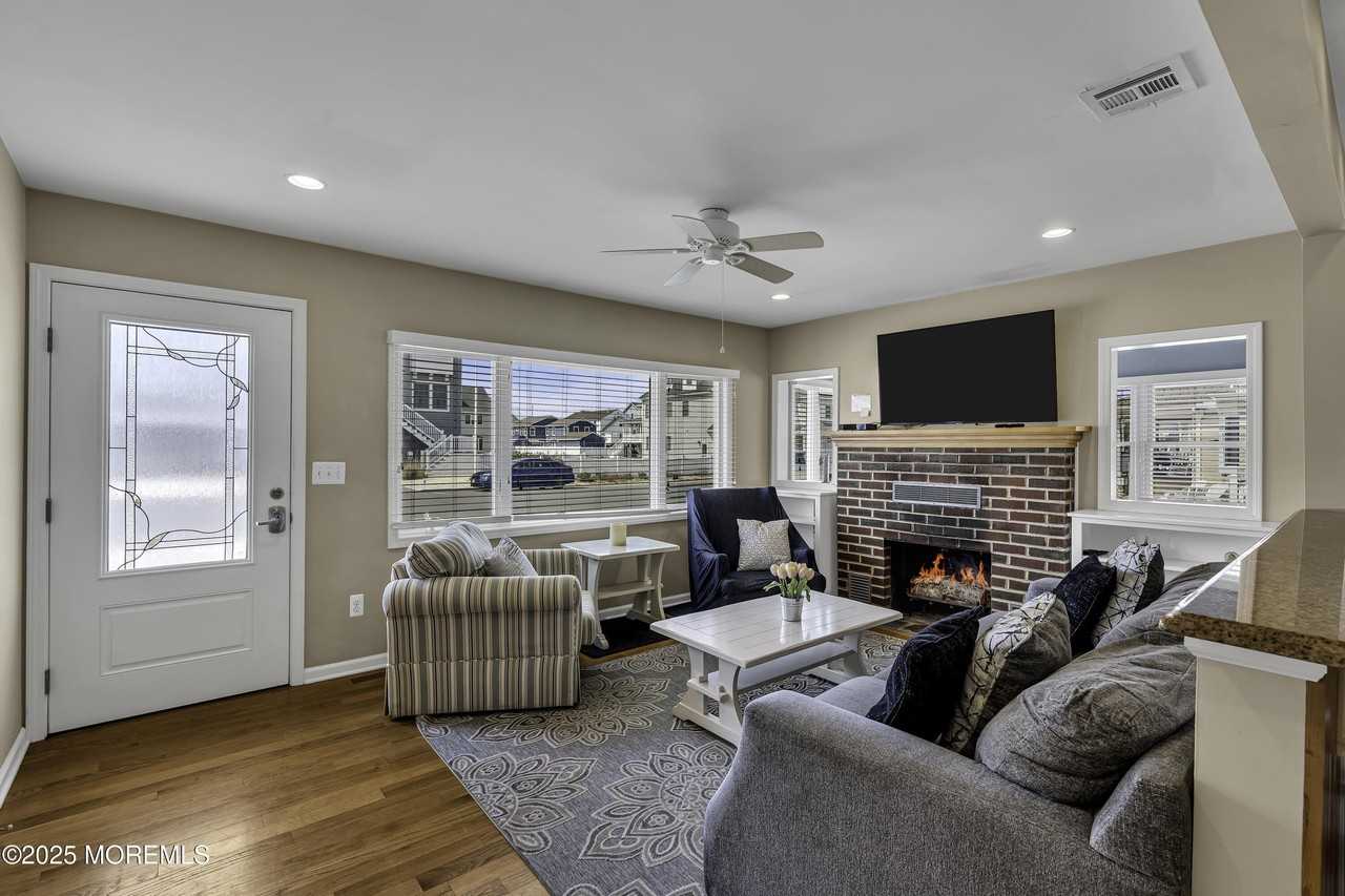 5 Dover Ave - Photo 5 of 21