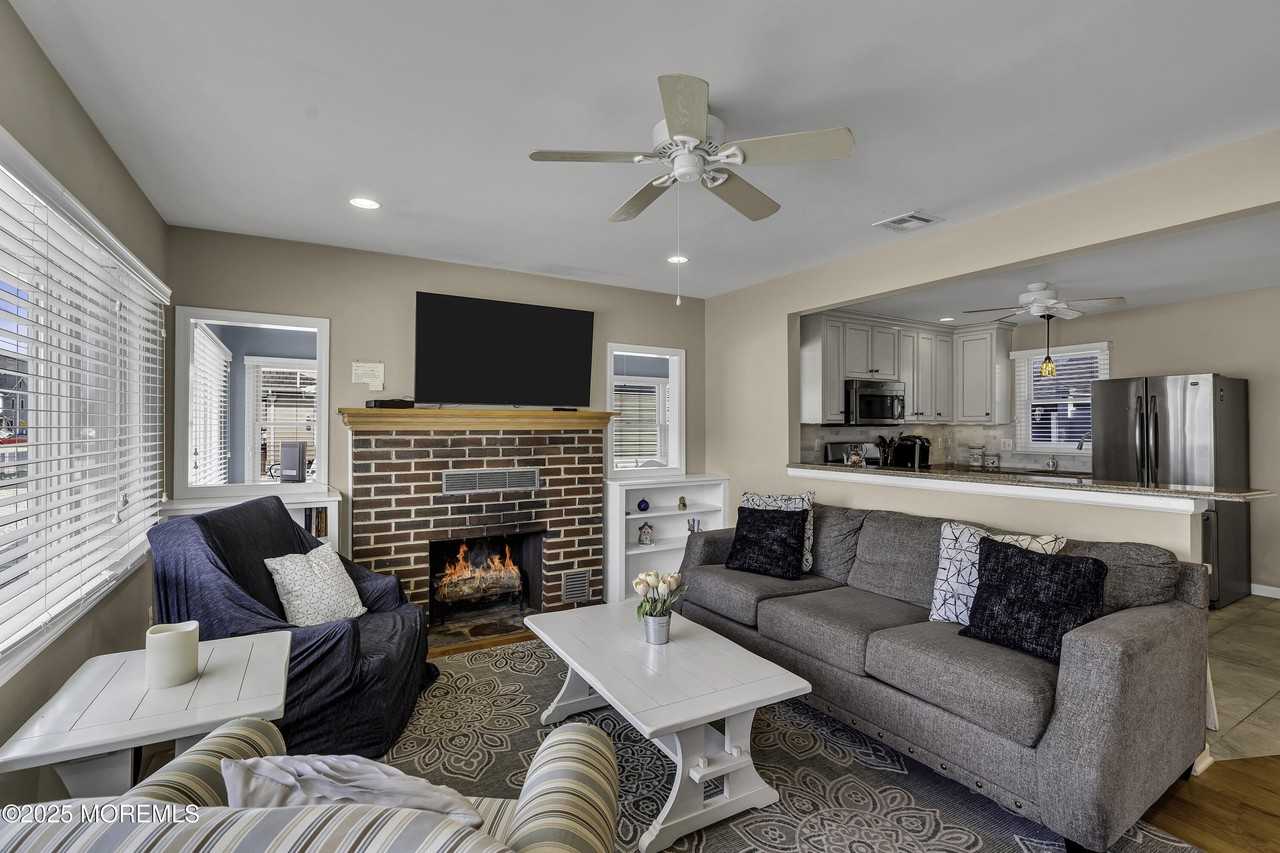 5 Dover Ave - Photo 6 of 21