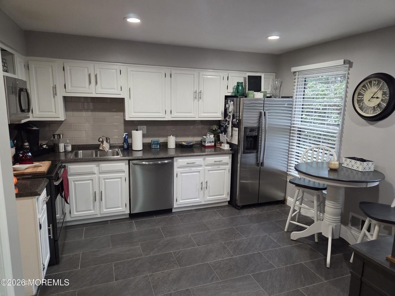 20 Barnes Ln Unit 520 #520 - Photo 5 of 15