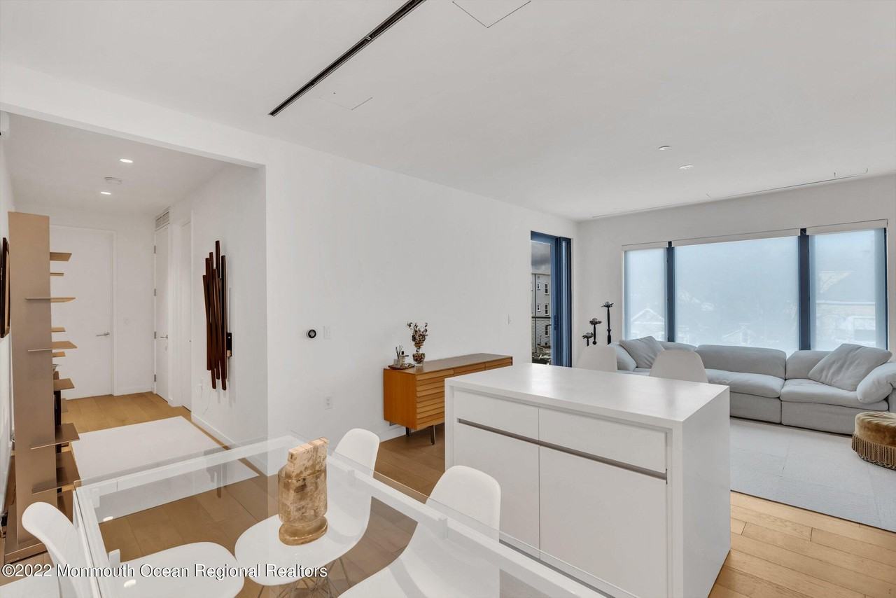 601 Heck St Unit 307 #307 - Photo 3 of 29