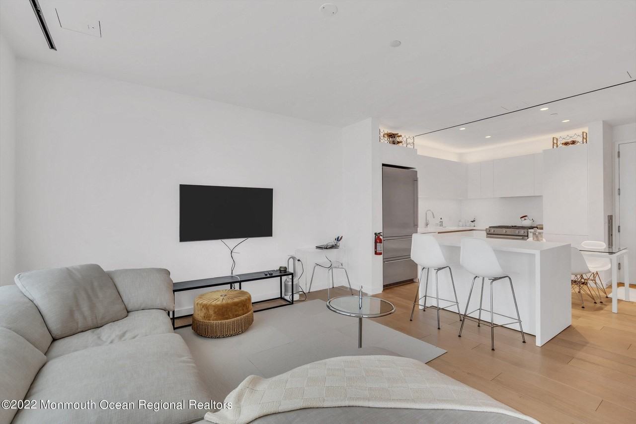 601 Heck St Unit 307 #307 - Photo 5 of 29