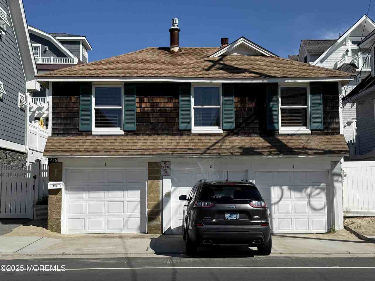 276 1st Ave - Photo 2 of 25