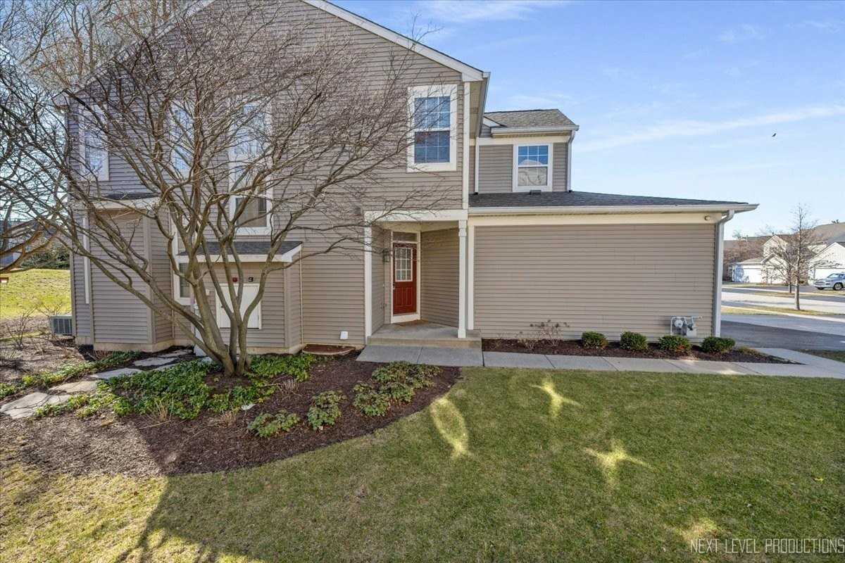 2819 White Thorn Cir Unit 0 #0 - Photo 2 of 23