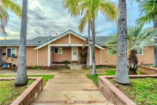 386 W 16th St - Photo 1 of 1