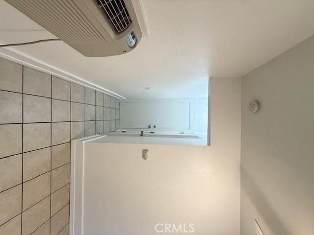 885 N Eleanor St - Photo 6 of 11