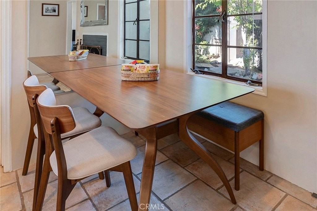 1853 N Allen Ave - Photo 6 of 20