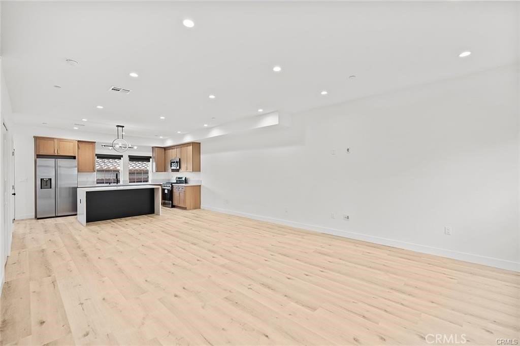 6747 Pickering Ave #C - Photo 7 of 29