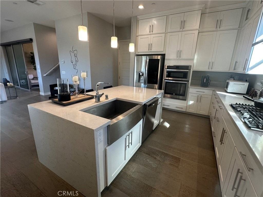 101 Interval - Photo 3 of 20