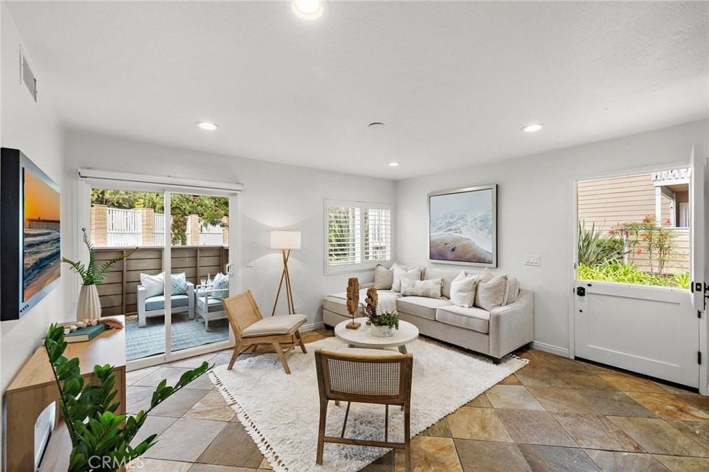 34022 Selva Rd - Photo 4 of 28