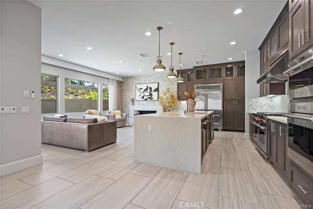 52 Pedigree - Photo 7 of 17