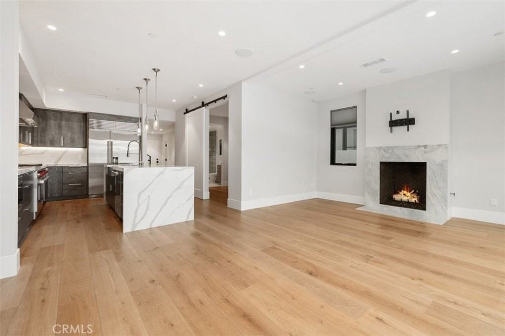 508 Marigold Ave - Photo 3 of 44