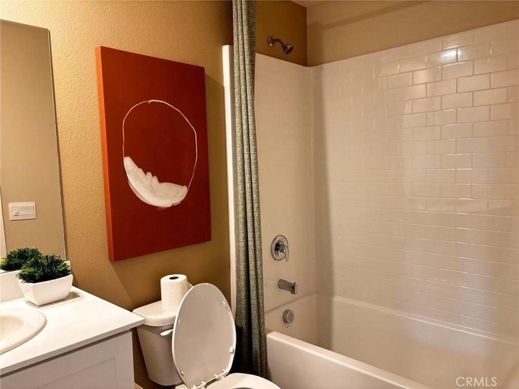 8217 Perada St - Photo 5 of 13