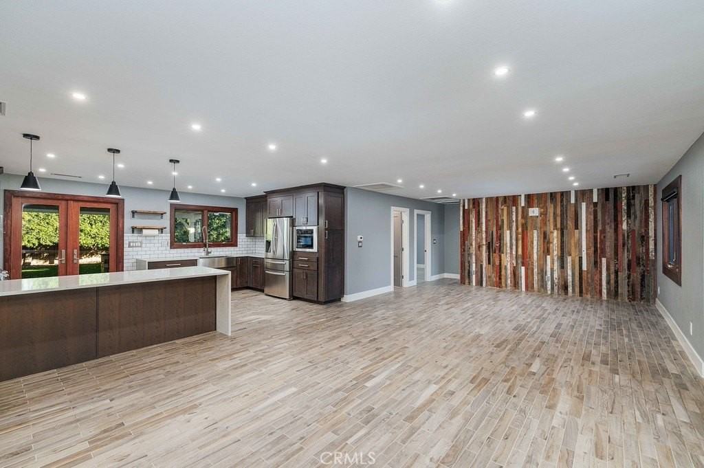 5672 Rich Hill Way - Photo 6 of 22