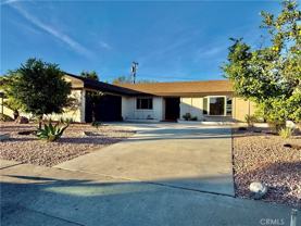 2241 E Oshkosh Ave - Photo 1 of 1