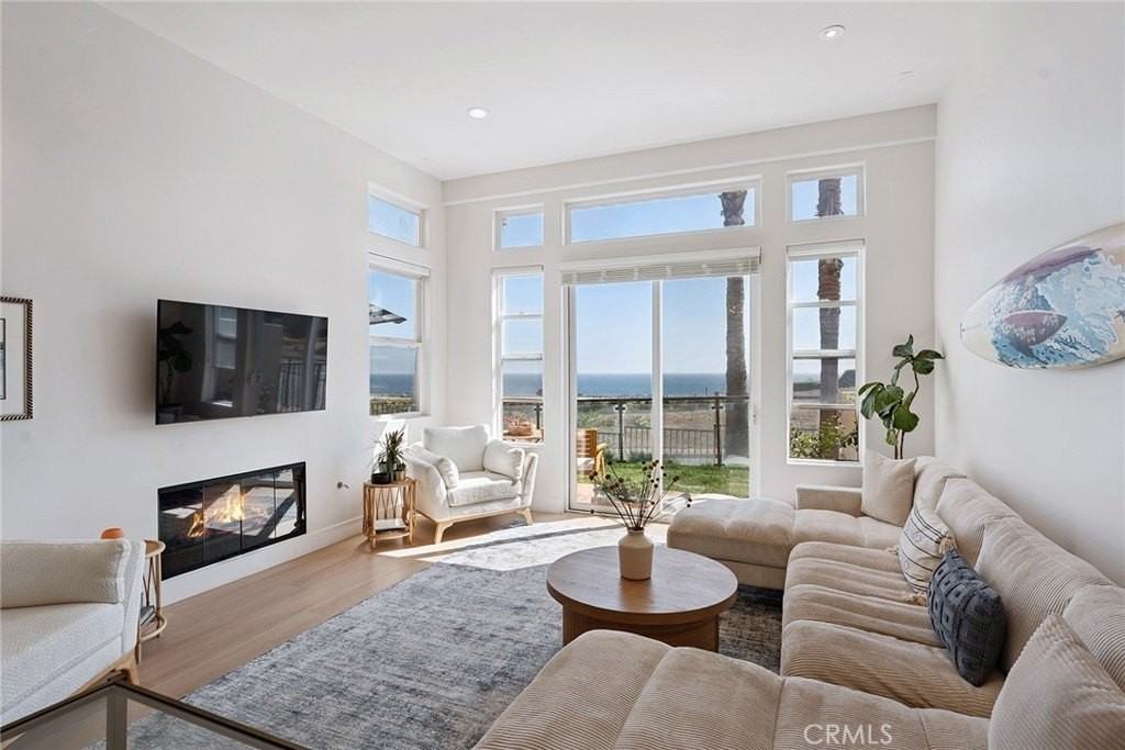 6410 Lunita Rd - Photo 2 of 41