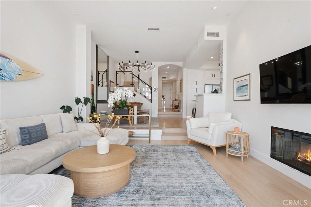 6410 Lunita Rd - Photo 5 of 41