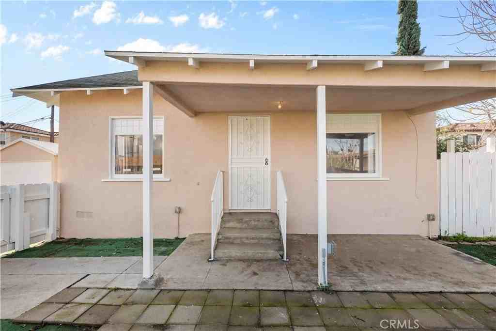 1445 S Rebecca St - Photo 5 of 43