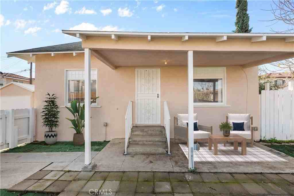 1445 S Rebecca St - Photo 6 of 43