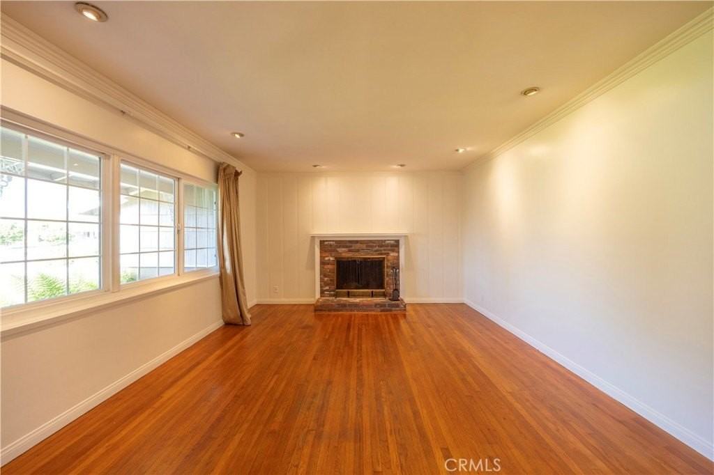 1248 E Greenville Dr - Photo 5 of 26