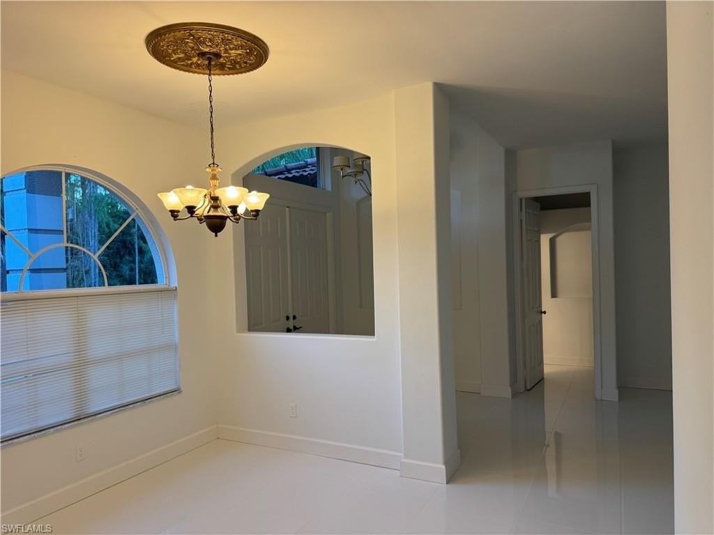 871 Desoto Blvd S - Photo 7 of 35