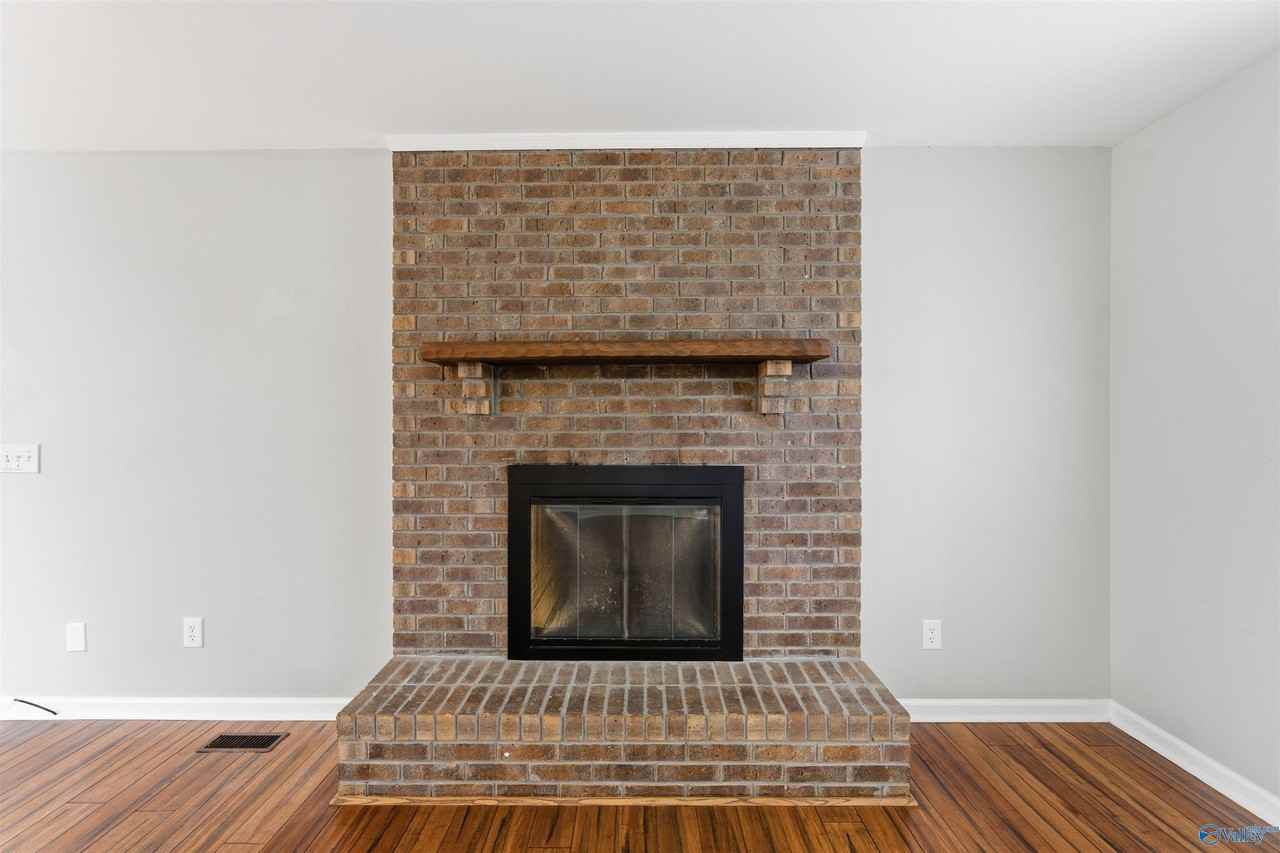 121 Grayson Ave - Photo 6 of 25