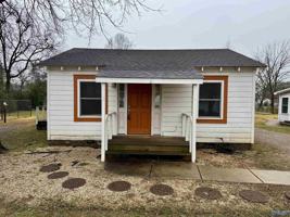 featured image of 807 2nd Ave