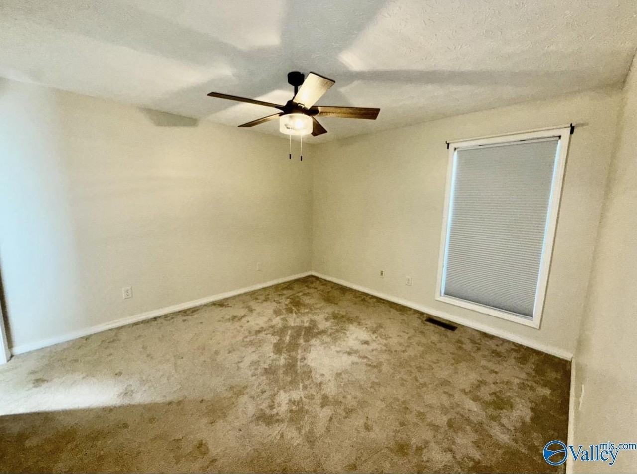 412 Pearl St Sw - Photo 4 of 10