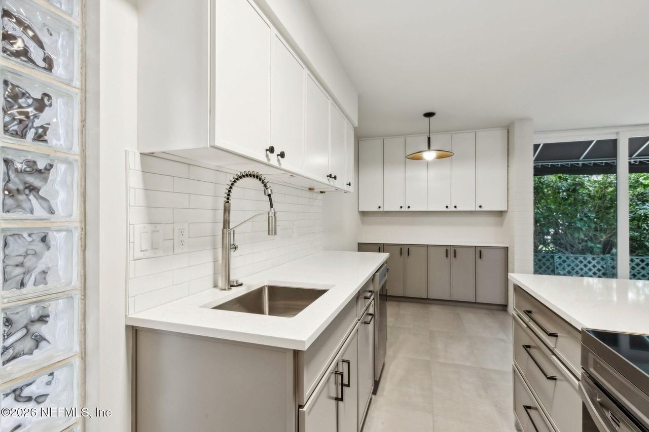 901 Ocean Blvd Apt 43 #43 - Photo 7 of 32