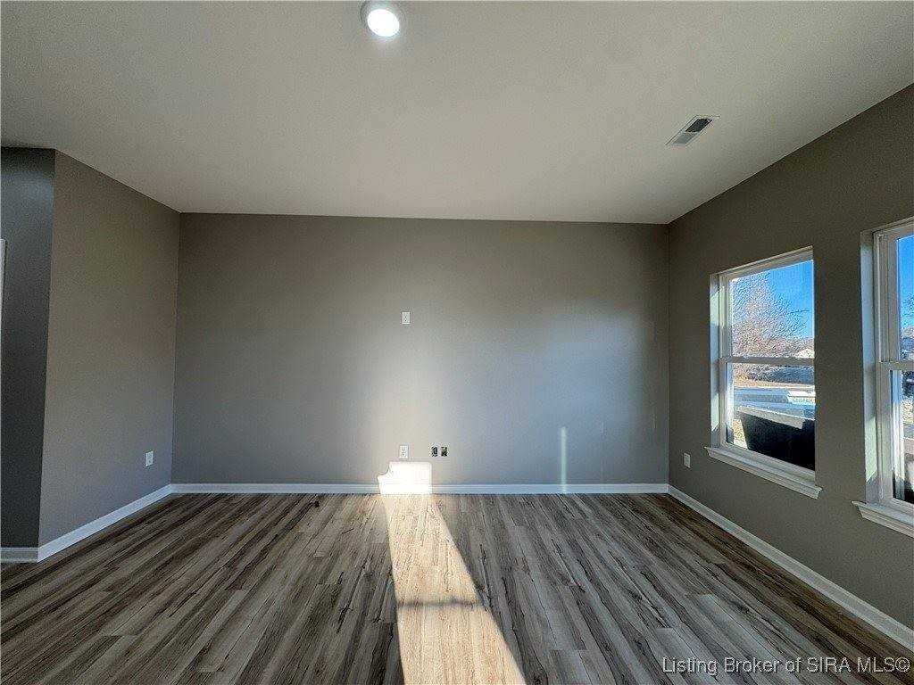 2022 Greentree Blvd - Photo 6 of 36