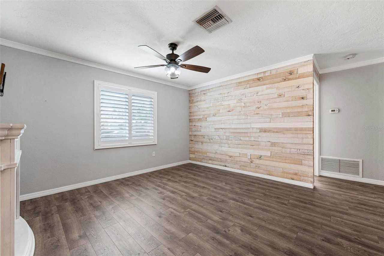 3372 Tyne Ln - Photo 3 of 28