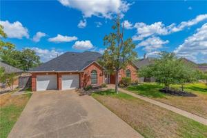 featured image of 305 Stoney Hills Ct