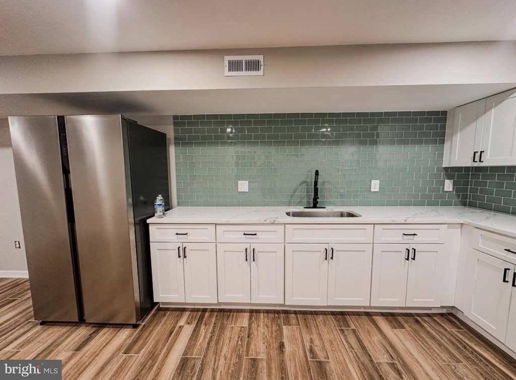 1511 Aragona Blvd - Photo 4 of 15