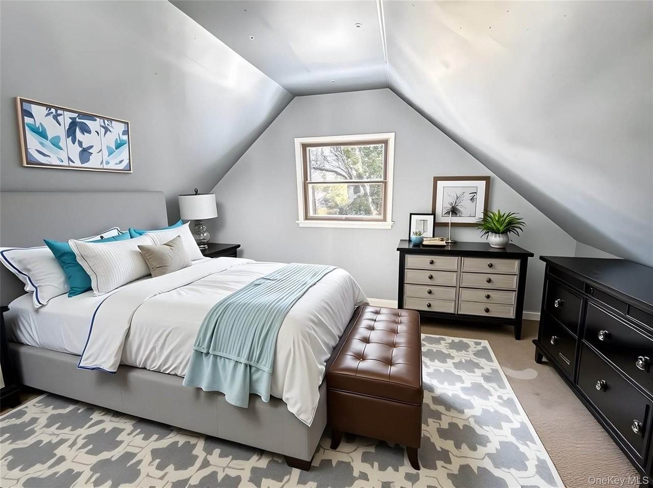 32 Sterling Dr - Photo 5 of 15