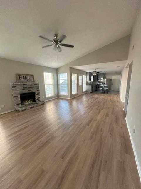 1322 Maplewood Dr - Photo 3 of 19